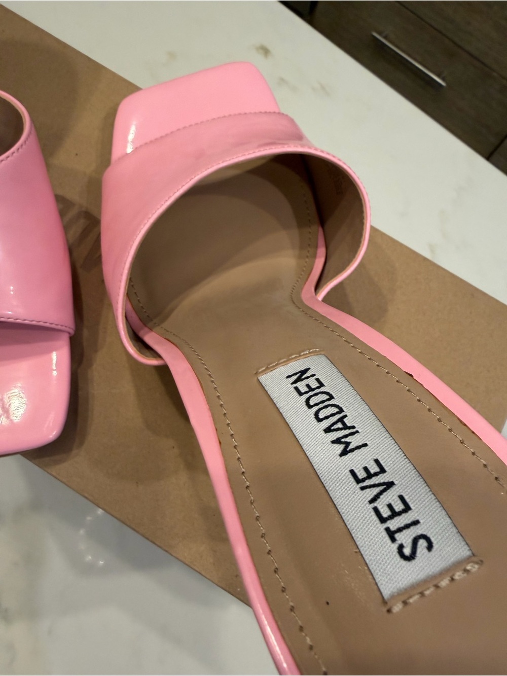 π Steve Madden Signal Pink Patent Heels - Picture 11 of 17